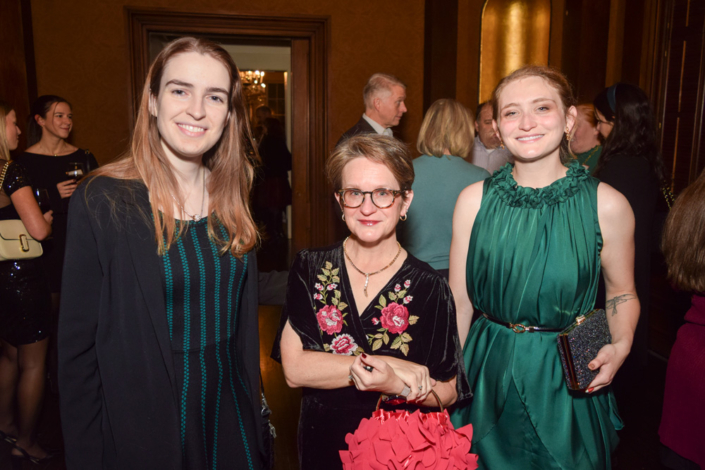 2025-12-09BHWF_HolidayParty-12